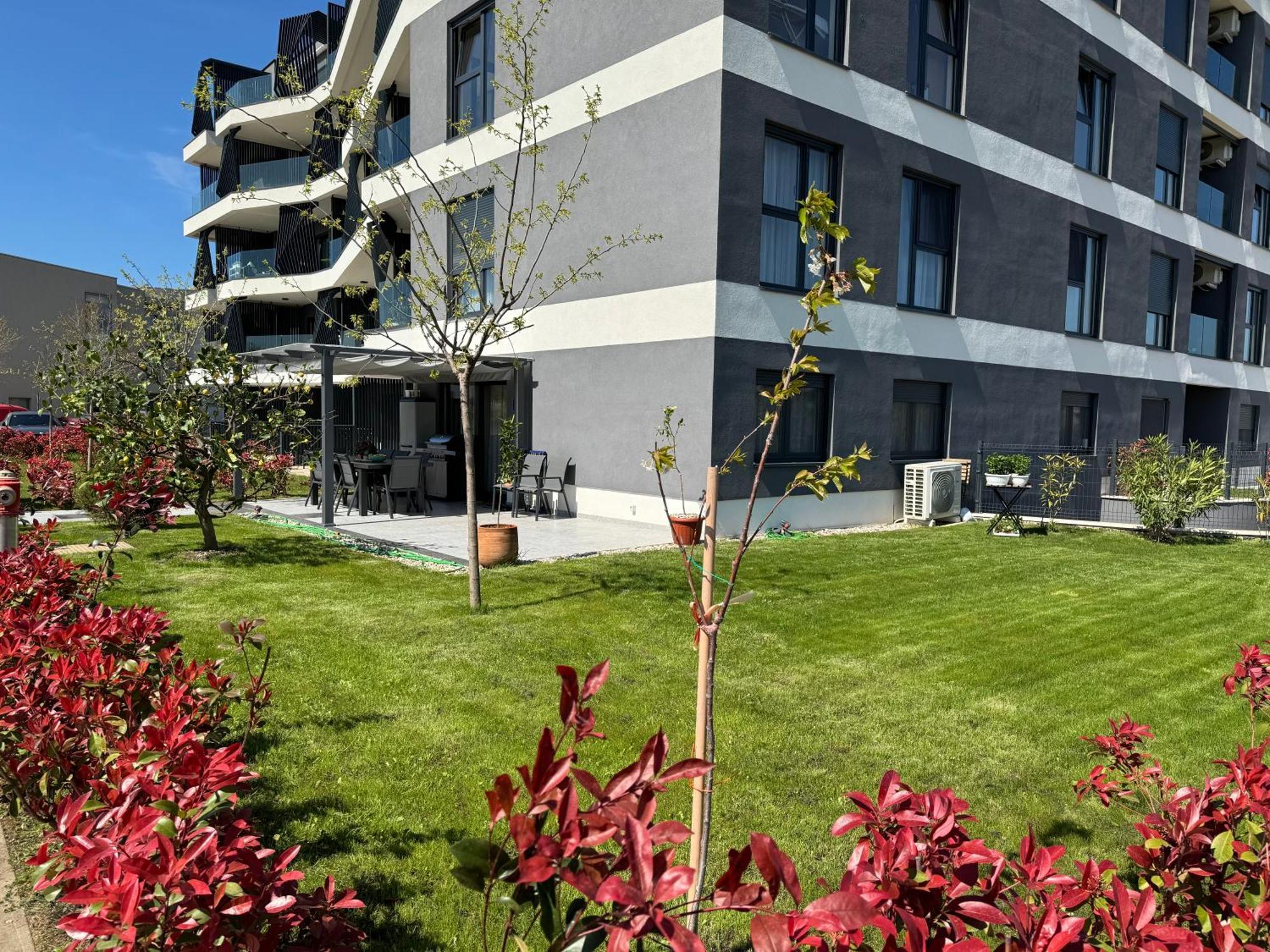 Capsula Luxury Apartment Umag Luaran gambar